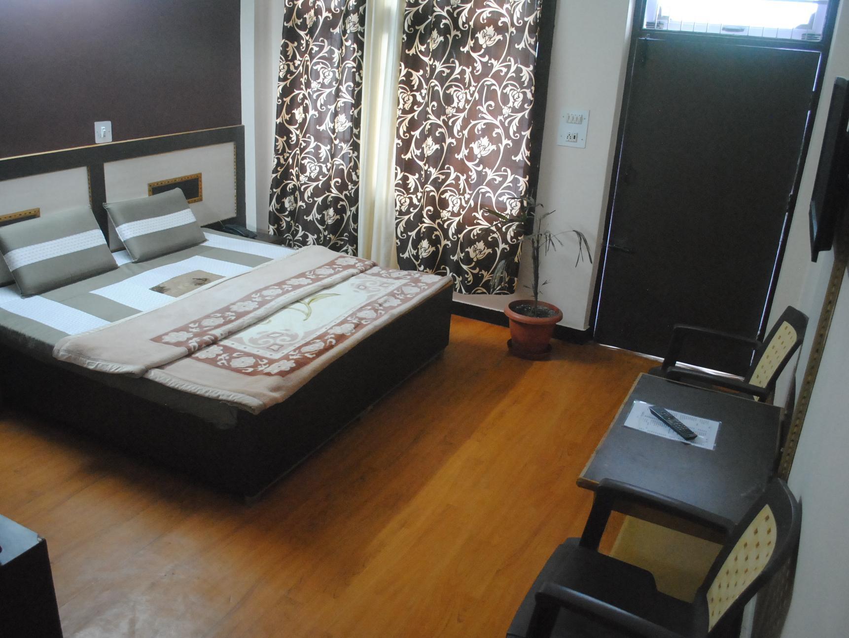 Dharamkot Inn Дхарамсала Екстериор снимка