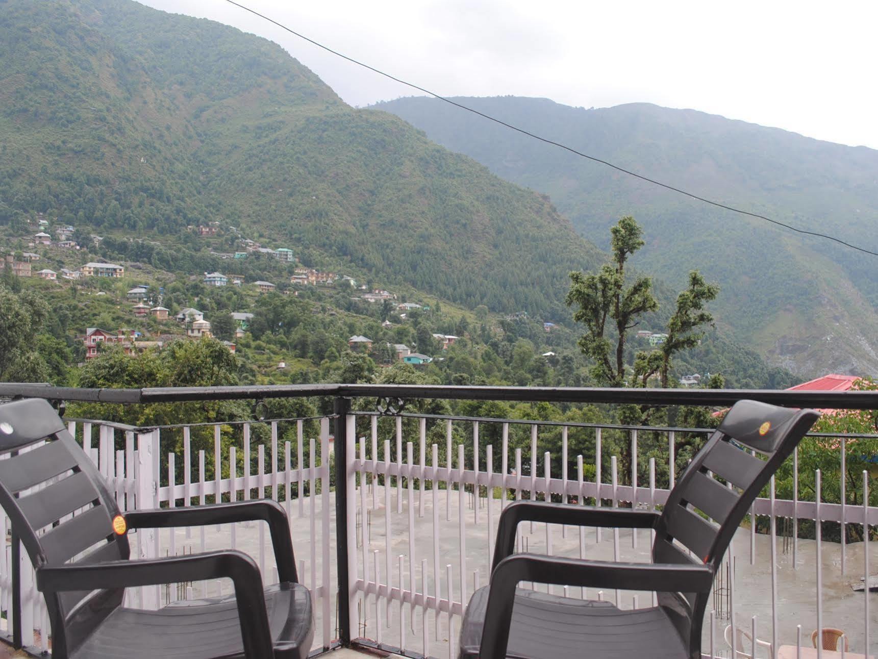 Dharamkot Inn Дхарамсала Екстериор снимка