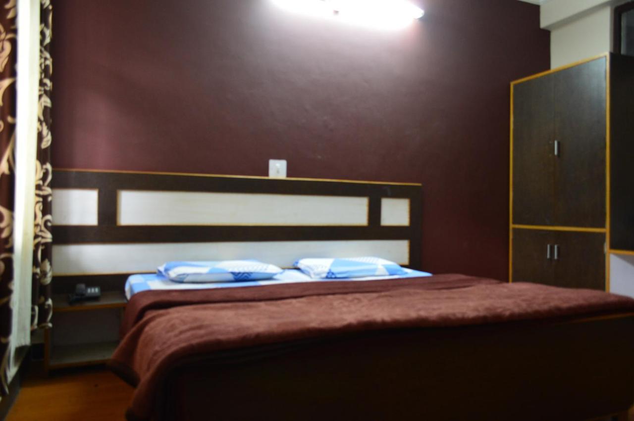 Dharamkot Inn Дхарамсала Екстериор снимка