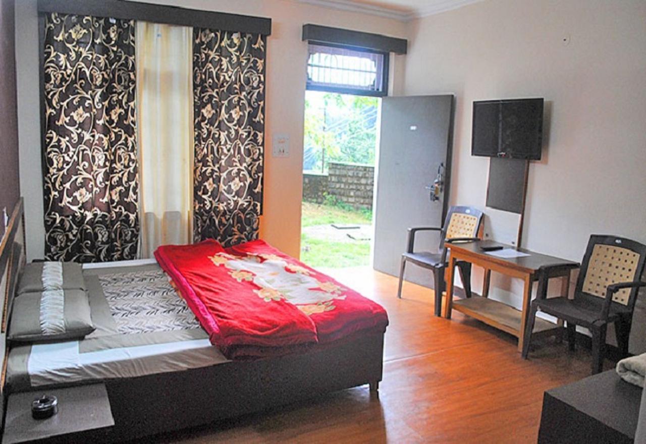 Dharamkot Inn Дхарамсала Екстериор снимка