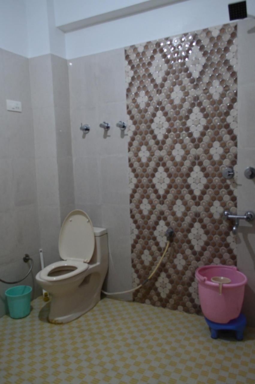Dharamkot Inn Дхарамсала Екстериор снимка
